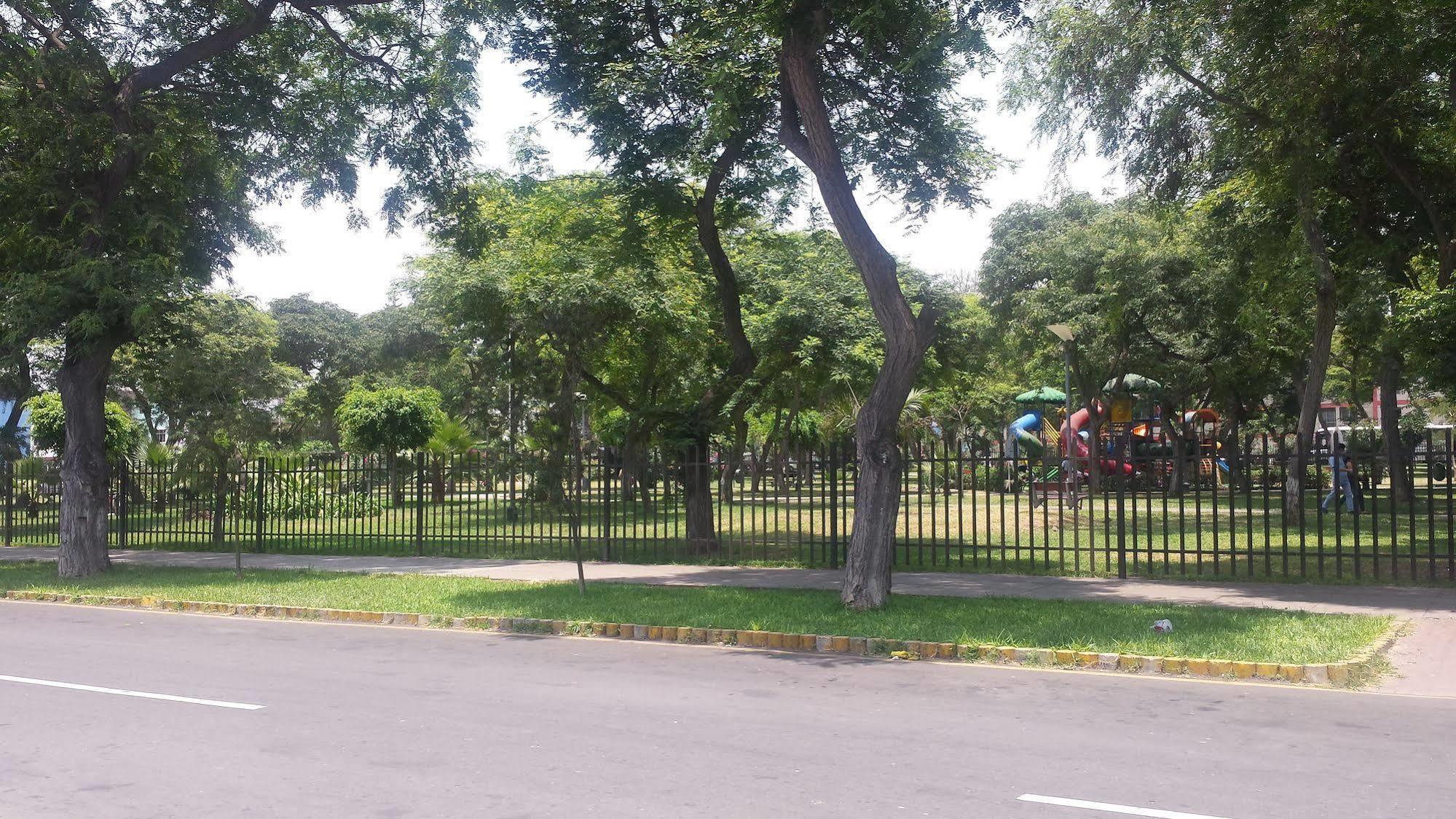 San Isidro Guest House Lima Exterior photo